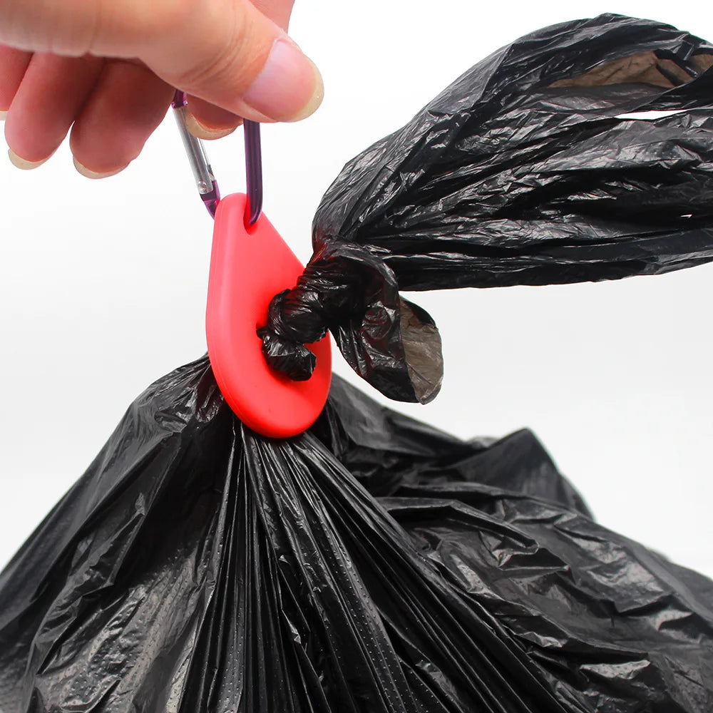 Porte sacs à déjections mains libres